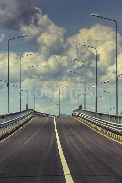 Vide route autoroute lampe nuages Photo stock © photosebia