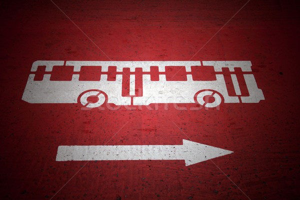 Foto stock: Autobús · tráfico · dirección · signo · pintado · rojo