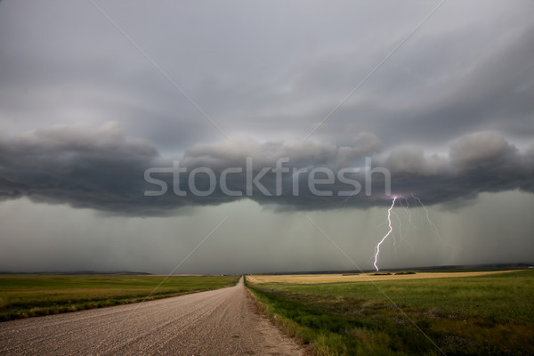 Pradera nubes de tormenta siniestro tiempo saskatchewan Canadá Foto stock © pictureguy