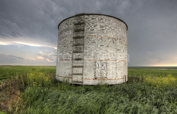 Gewitterwolken Saskatchewan alten Holz Himmel Natur Stock foto © pictureguy