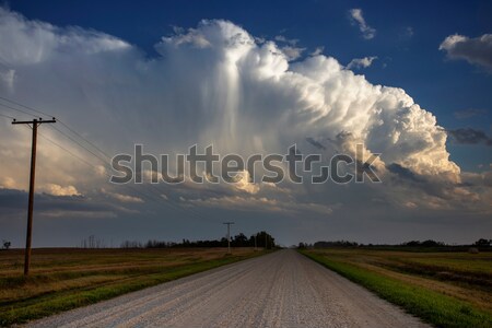 Foto stock: Saskatchewan · estrada · fazenda · casa · céu