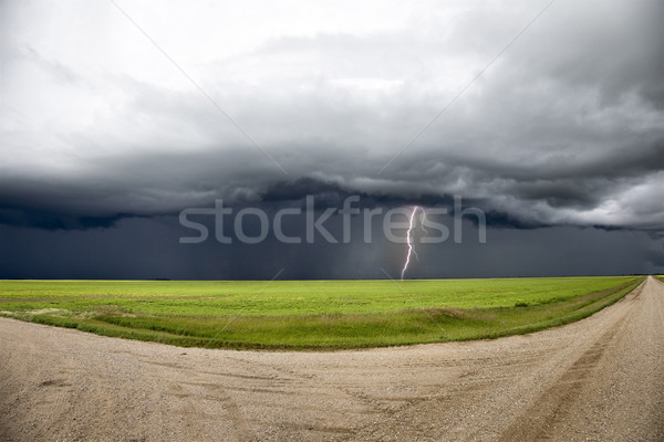 Gewitterwolken Saskatchewan Prärie Szene Kanada Bauernhof Stock foto © pictureguy