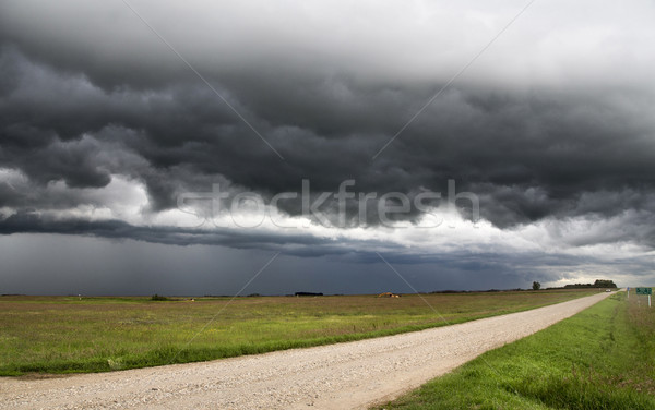 Nubes de tormenta saskatchewan plataforma nube siniestro alerta Foto stock © pictureguy