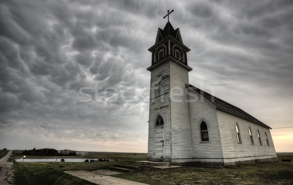 Gewitterwolken Saskatchewan alten Holz Kirche Vordergrund Stock foto © pictureguy