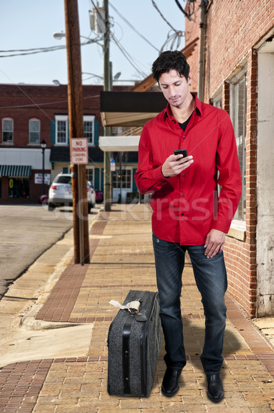 Hombre hombre guapo teléfono celular Internet trabajo Foto stock © piedmontphoto