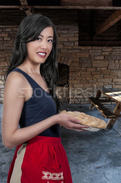 Nő szakács pite gyönyörű ázsiai tart Stock fotó © piedmontphoto