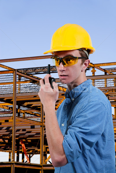 Foto stock: Homem · bonito · falante · edifício · homens