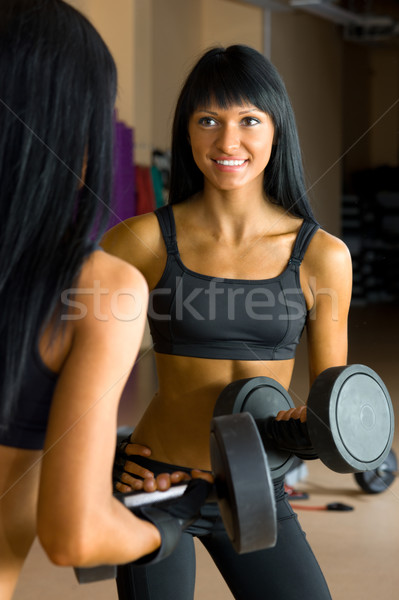 [[stock_photo]]: Belle · femme · bar · sport · club · fille · corps