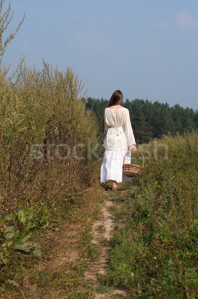 Foto stock: Bela · mulher · verão · campo · retrato · menina · comida