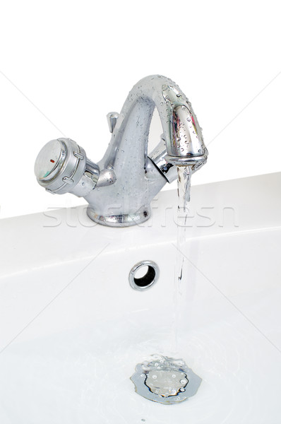 Foto d'archivio: Toccare · girare · acqua · metal · bagno · clean