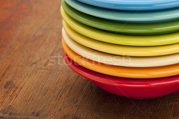 Colorido bolos cerámica edad mesa de madera Foto stock © PixelsAway