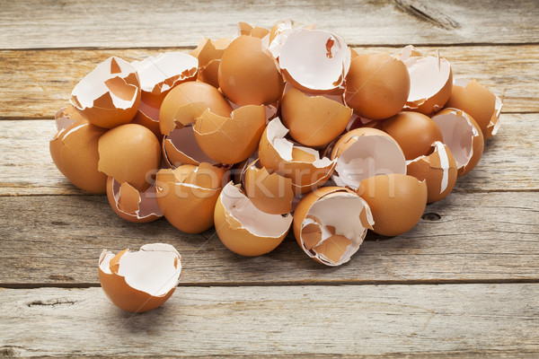 pile of broken eggshells Stock photo © PixelsAway