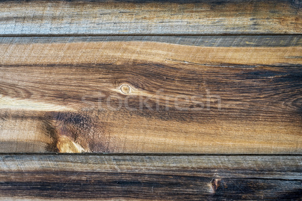 Vechi erodate textura de lemn rustic cabină perete Imagine de stoc © PixelsAway