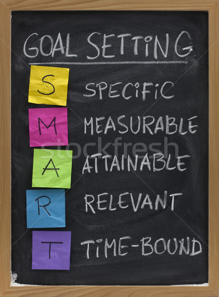 Smart doel relevant Blackboard kleurrijk sticky notes Stockfoto © PixelsAway