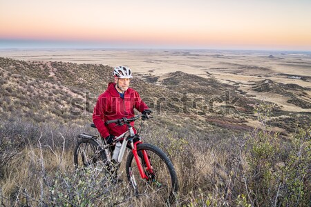 Горный велосипед Колорадо старший мужчины горные сумерки Сток-фото © PixelsAway
