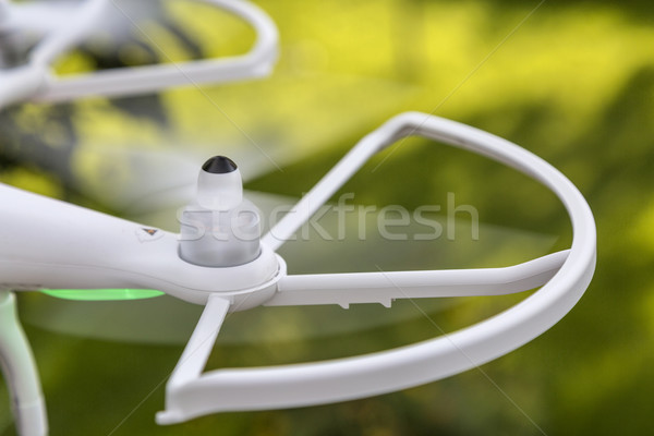 Foto stock: Borroso · pequeño · helicóptero · vuelo · verde · herboso