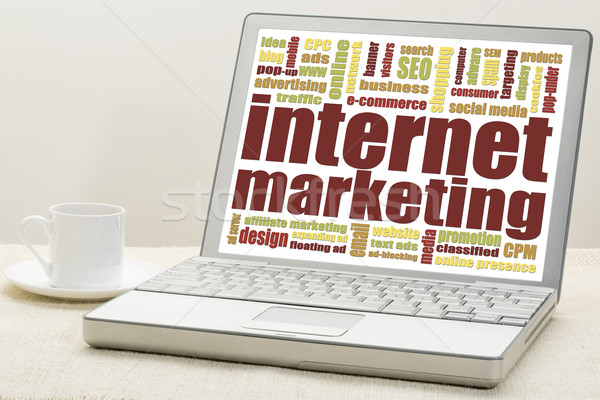 Internet marketing woordwolk laptop beker koffie ontwerp Stockfoto © PixelsAway