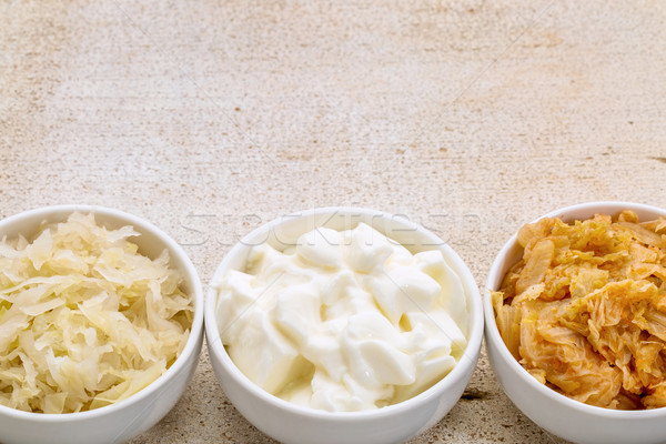 Zuurkool yoghurt populair voedsel drie keramische Stockfoto © PixelsAway
