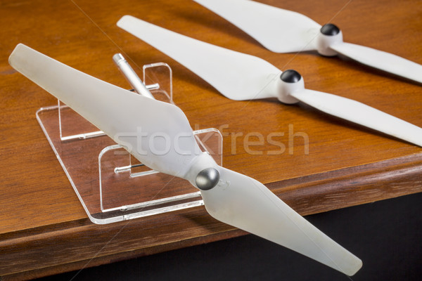 Egyensúlyoz propeller asztal helikopter Stock fotó © PixelsAway