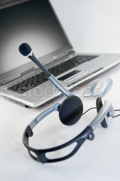 Hoofdtelefoon laptop business telefoon contact hoofdtelefoon Stockfoto © pixpack