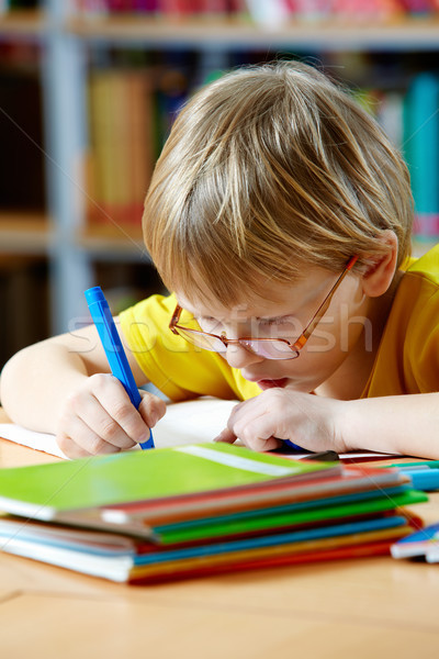 Inteligente nino retrato dibujo educación mesa Foto stock © pressmaster
