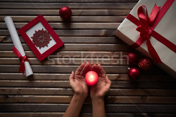 Navidad ambiente imagen femenino manos Foto stock © pressmaster