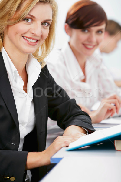 Stock foto: Frauen · Geschäftsfrauen · Sitzung · Tabelle · Pfund · Business
