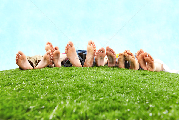 Pihen nyitva levegő kép néhány lábak Stock fotó © pressmaster