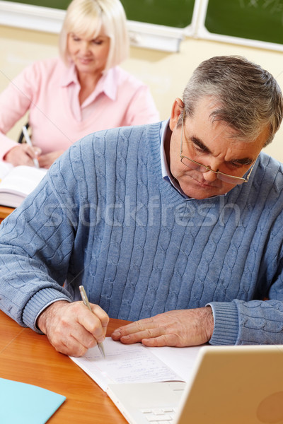 Tudomás válasz idős férfi feladat osztályterem Stock fotó © pressmaster