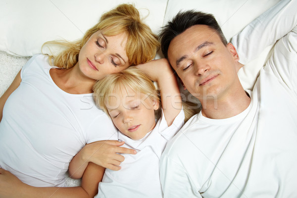 Głęboko spać portret rodziny snem Zdjęcia stock © pressmaster