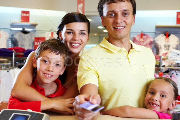 Stockfoto: Familie · winkel · portret · vier · creditcard · man