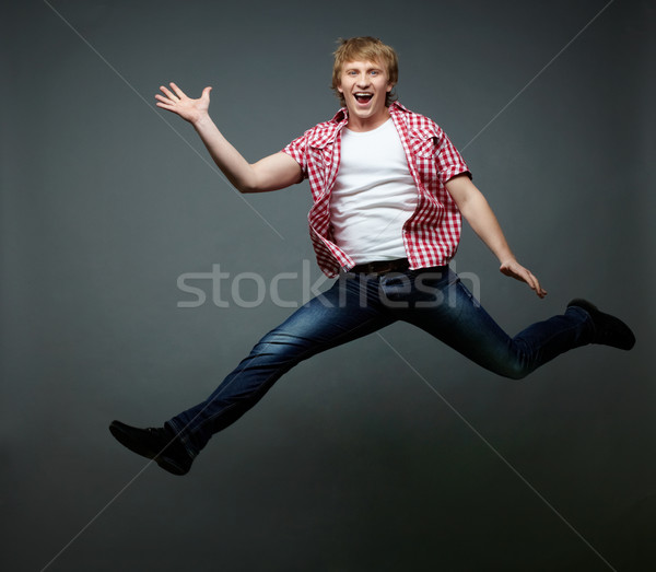 Imagine de stoc: Jumping · fante · fericit · mână · zâmbet