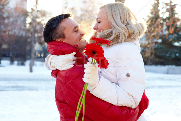 Romantikus pár fotó boldog férfi átkarol Stock fotó © pressmaster
