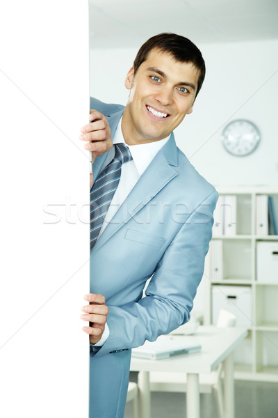 Empleador anuncio retrato sonriendo empresario fuera Foto stock © pressmaster