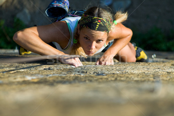 Kockázat vonzó lány gránit kő nő kő Stock fotó © pressmaster
