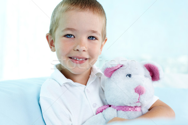 Cuki közelkép portré aranyos fiú ölel Stock fotó © pressmaster