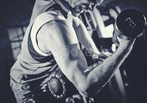 Inspanning arm sterke man oefening barbell Stockfoto © pressmaster