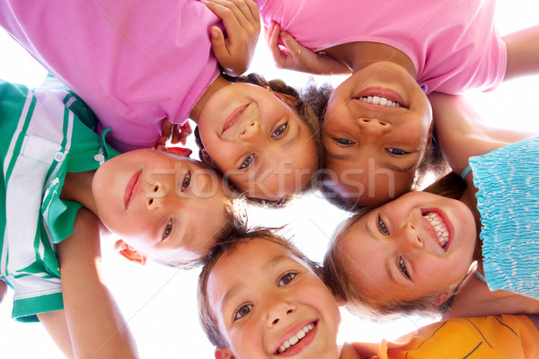 Boldog idő alatt kilátás gyerekek átkarol Stock fotó © pressmaster