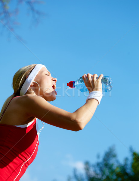 Erfrischung Porträt erfrischend Frau Wasser Stock foto © pressmaster