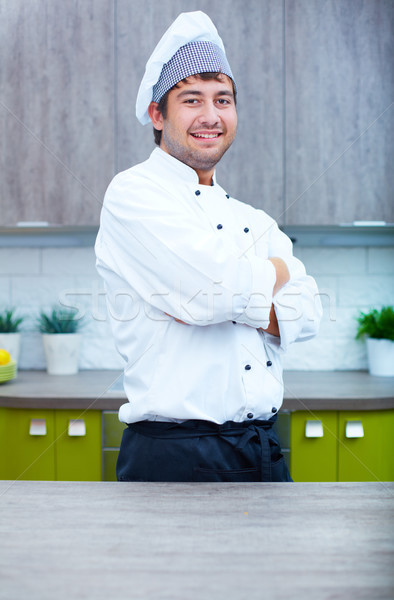 Cucina esperto ritratto bell'uomo cuoco uniforme Foto d'archivio © pressmaster