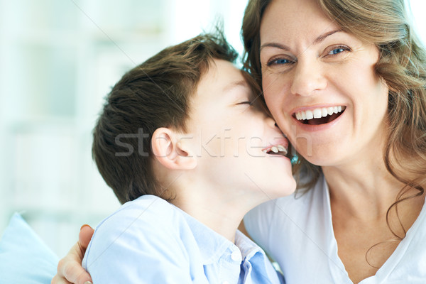 笑 家庭 欣喜若狂 母親 快樂 商業照片 © pressmaster