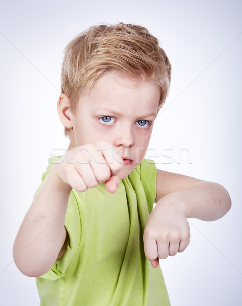 Verekedés aranyos kicsi fiú kész valaki Stock fotó © pressmaster