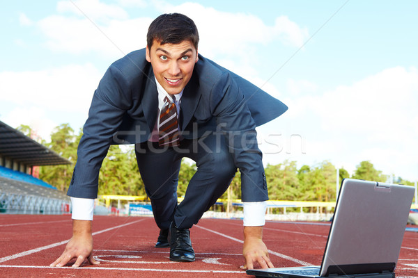Starten Bild Geschäftsmann bereit Rennen Laptop Stock foto © pressmaster
