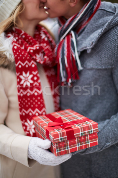 Natale sorpresa immagine amorosa ragazzo fidanzata Foto d'archivio © pressmaster