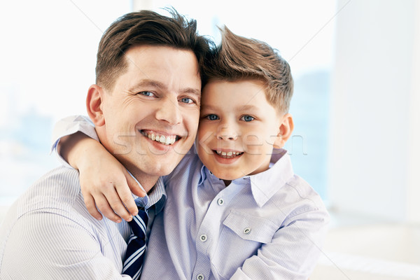 [[stock_photo]]: Affection · photo · heureux · homme · fils · regarder