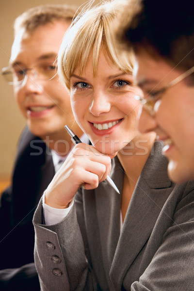 Felelős személy portré mosolyog tart toll Stock fotó © pressmaster