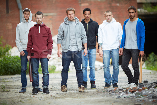 Gevaarlijk jongens portret straat bedrijf tiener Stockfoto © pressmaster