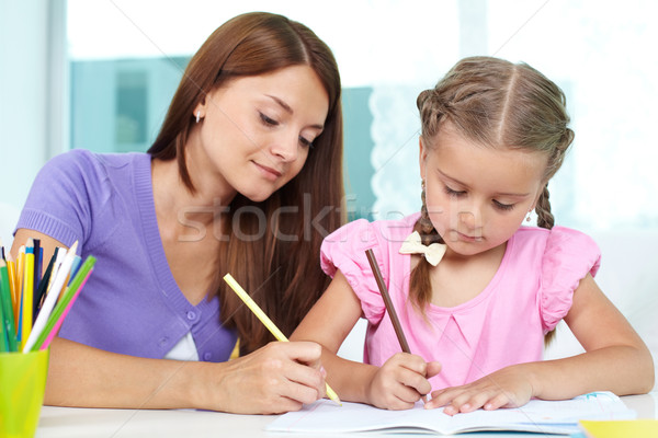 Zeichnung mom Mutter Tochter Zeit zusammen Stock foto © pressmaster