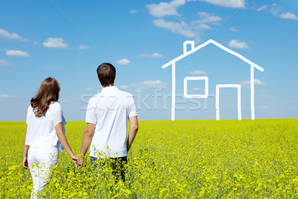 Néz új ház hátulnézet szerelmi pár citromsárga Stock fotó © pressmaster