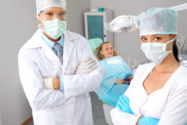 Tineri stomatologi portret destul de asistent dentist Imagine de stoc © pressmaster